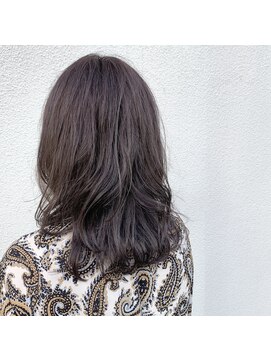 ファヴォリ(favori) 【favori 自由が丘】ふんわり前髪ミディアム×モーブカラー