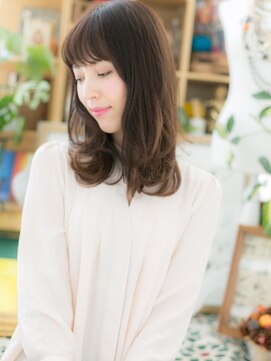 カバーヘアアンドスパ ブリス 浦和(COVER HAIR&SPA bliss) 斜めバングオリーブグレージュ小顔大人巻きc5浦和20代30代40代