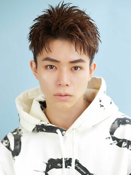 アクロス 原宿(AKROS) 爽やかツーブロック　スパイキーショート