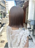 切りっぱなし軽めボブ　ブリーチなし明るめベージュ