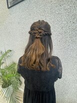 ベルフェミンミエル&nbsp;ハーフアップアレンジ