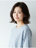大人女性に似合う外ハネミディアム/ナチュラルスタイル