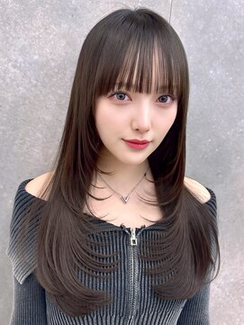 クム(kumu) 【kumu】ロングレイヤー/顔周りカット/栄/名古屋