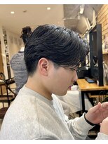 マノハル(MANOHARU)&nbsp;黒髪ナチュラルセンターパート