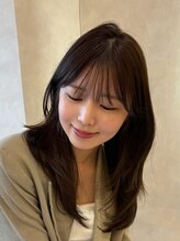 エヌ 大阪梅田店(enu) くびれと透け感で魅せる柔らかロング