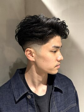 プライベートバーバー 武蔵小杉 新丸子(PRIVATE BARBER) フェザーパーマニュアンスパーマフェード<理容室>武蔵小杉新丸子