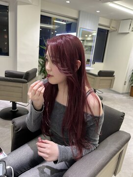 エルサザリープ 三宮(Elsa the leap) カーテンバング/ボルドーカラー/ワインレッド