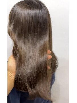 メロウ(MELLOW) 限定サロンＴＯＫＩＯインカラミリミテッド×グレージュ