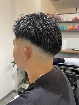 フォセット(Fossette) スキンフェード