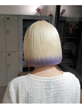 エイト 池袋店(EIGHT ikebukuro) 抜きっぱなしブロンド×裾カラー☆