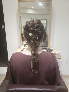 リファイン バイ アフィナー 本厚木店(Refine by Afinar) ヘアアレンジ［本厚木］