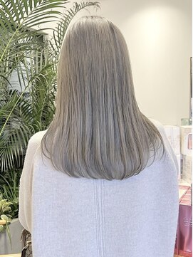 アン(un) シルバージュ