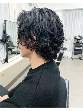ユノ(juno) メンズミディアムパーマ　セミウェット