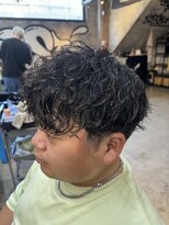 カーニー 上野(kearny)&nbsp;ツイストスパイラルパーマ縦落ちパーマメンズ波巻きパーマ