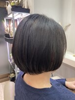 アオ 花咲町(a-o) 軽めショートボブ♪