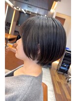 フロー(Flow) ショートボブカット/くびれショート【岩本大樹】