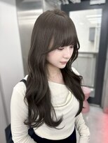 エヌアイ オモテサンドウ(ni omotesando)&nbsp;赤み消しカラー／オリーブベージュ