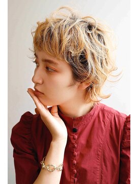 アミックス リツリン コウエン AMIX RITSURIN PARK オシャレなカーリーショート