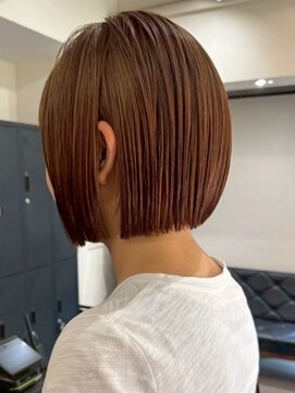 イリ 大阪(ili) ハイライトカラー/ミルクティーベージュ/レイヤーカット