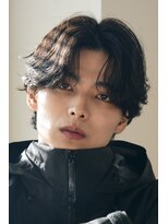 フィフス トウキョウ (fifth TOKYO)&nbsp;渋谷フェザーパーマメンズマッシュウルフセンターパートカット