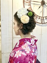 編み込みヘアアレンジ☆