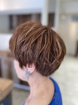 デッカドゥ 阪急茨木(DECCA-DEUX) ショートマッシュ