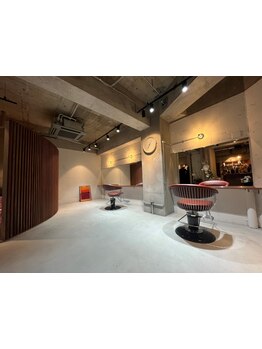 【忙しい日々を忘れられる】どんな悩みも解決できるハイキャリスタイリストがあなたのなりたいを叶える！