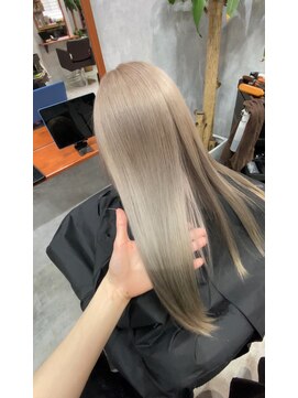 シールドヘアー 沖縄 新都心(C'LD Hair) ホワイトミルクティカラー/那覇美容室/おもろまち美容室
