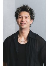 プロム(plom) 佐藤 康汰