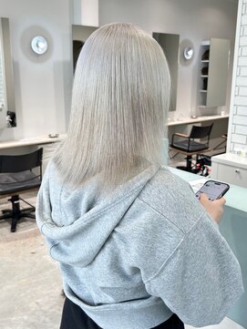 ダイアモンドリリー(Diamond Lily) ホワイトシルバー