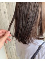 シロトアオ(shiro to ao)&nbsp;透明感オリーブベージュカラー