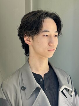 クロト(Clotho) センターパート/フェザーパーマ/波巻きツイストスパイラル