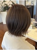 レイヤーカット×グレージュ