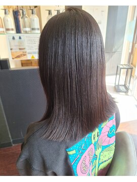 ローレン(LOREM) 黒髪ストレートミディアム3.17クールショート