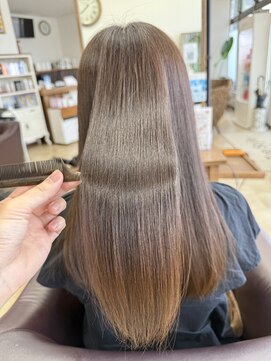 トップスタイル リッチ 触れたくなるツヤ髪へ導く髪質改善トリートメント