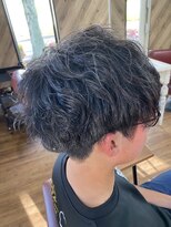 ルネッサンスヘアー ラファエロ(RAFFAELLO) 波巻きスパイラルパーマ メンズパーマスタイル縦落ちスパイラル