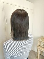 ロッカ(ROCCA) くびれヘアナチュラルミディアムボブ