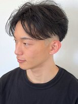 ラギッド 大野城店(RUGGED) ツーブロック センターパート マッシュ スキンフェード 黒髪