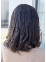 モカ ヘアーデザイン(moca HAIR DESIGN)&nbsp;アディクシーカラーの濃いめのグレイパール