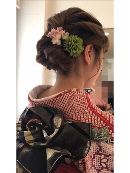 ナカハラ Nakahara ビューティーショップ Beautyshopの写真/卒業式や訪問着・振袖など和装の着付けはお任せ下さい☆1日中着てても着崩れしない着付けが人気！