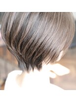 ウィスカーヘアー(whisker hair)&nbsp;ショートボブ 