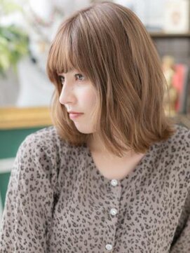 カバーヘア ブリス 上尾西口店(COVER HAIR bliss) 外国人風ベージュ系カラーくびれミディa上尾20代30代40代
