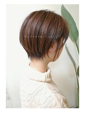 フラワーズビィーオーディー(FLOWERS BOD) ぜっぺき補正の“丸いショート”