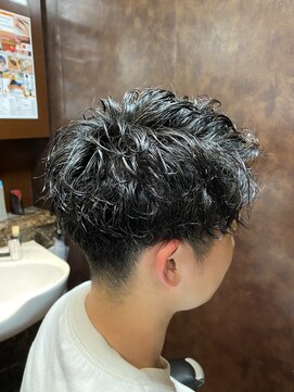 ヒロギンザ 新橋日比谷口店(HIRO GINZA) セクシーエモパーマ　新橋　理容室　床屋　日比谷　ヒロ銀座