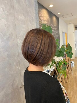 ブロッサム ひばりヶ丘(Blossom) 30代40代代大人可愛い★小顔ボブ丸みショートウルフカット