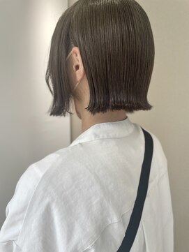 ジプソ(Gypso Hair salon) 【 切りっぱなしボブ × オリーブベージュ 】