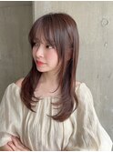 透明感グレージュとワンカールで理想のフェミニンスタイルに