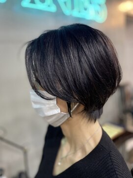 レプリカ 上大岡(Replica) 美シルエット丸みショート