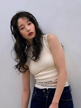 ヴィサージュクオン(VISAGE Quon) ロングパーマ