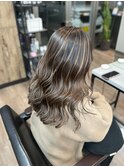 レイヤーカットくびれヘアカットハイライトカラーケアブリーチ